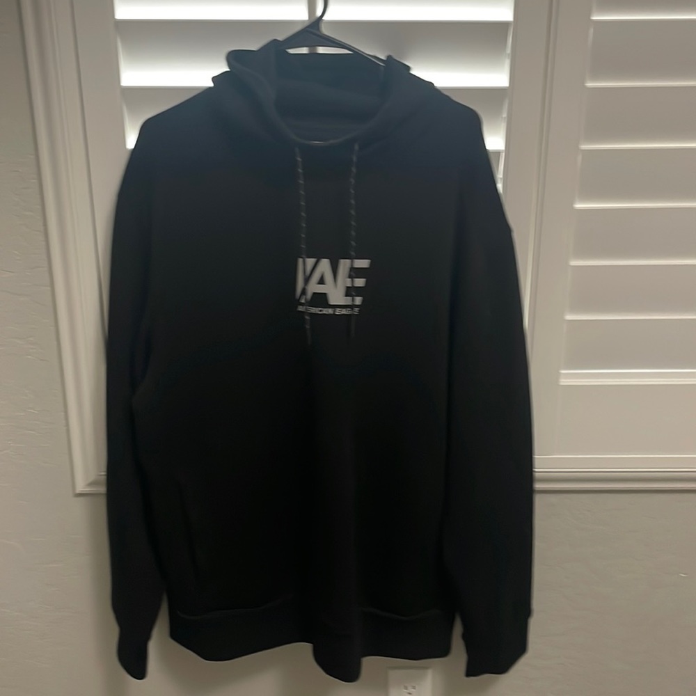 American Eagle Men’s Hooded Sweatshirt